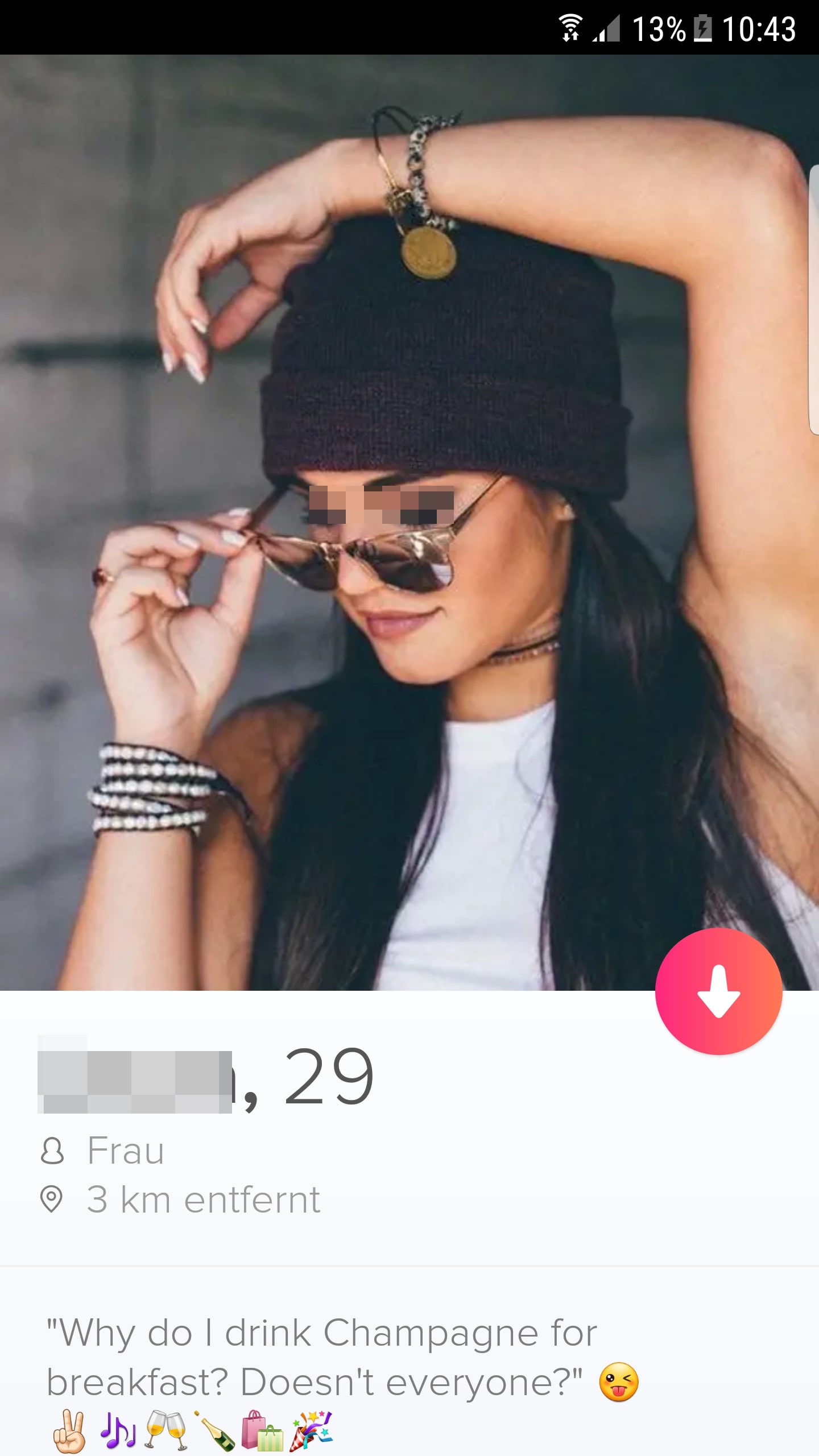 How to start a conversation on Tinder – 9. Read her profile