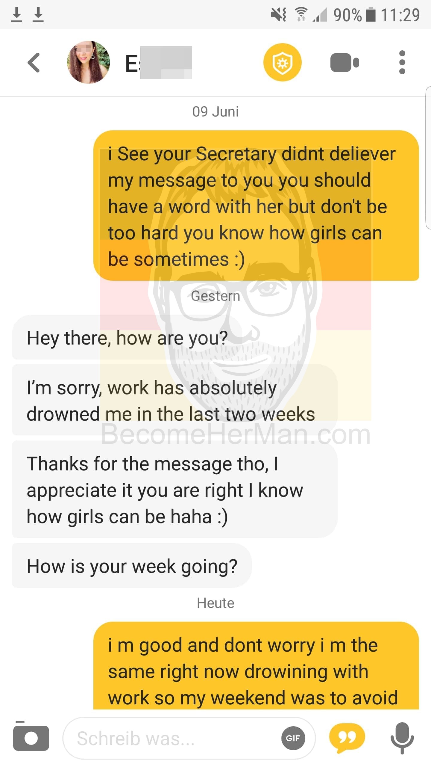 Woman texting back on Bumble after she previously showed the signs a girl doesn't like you